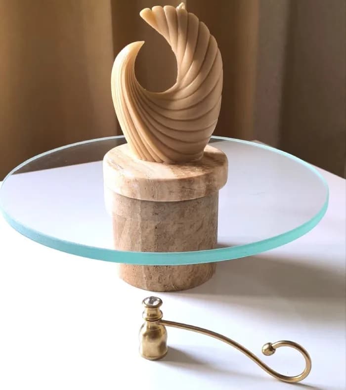 استند سنگی با شیشه بزرگ — تصویر ۶