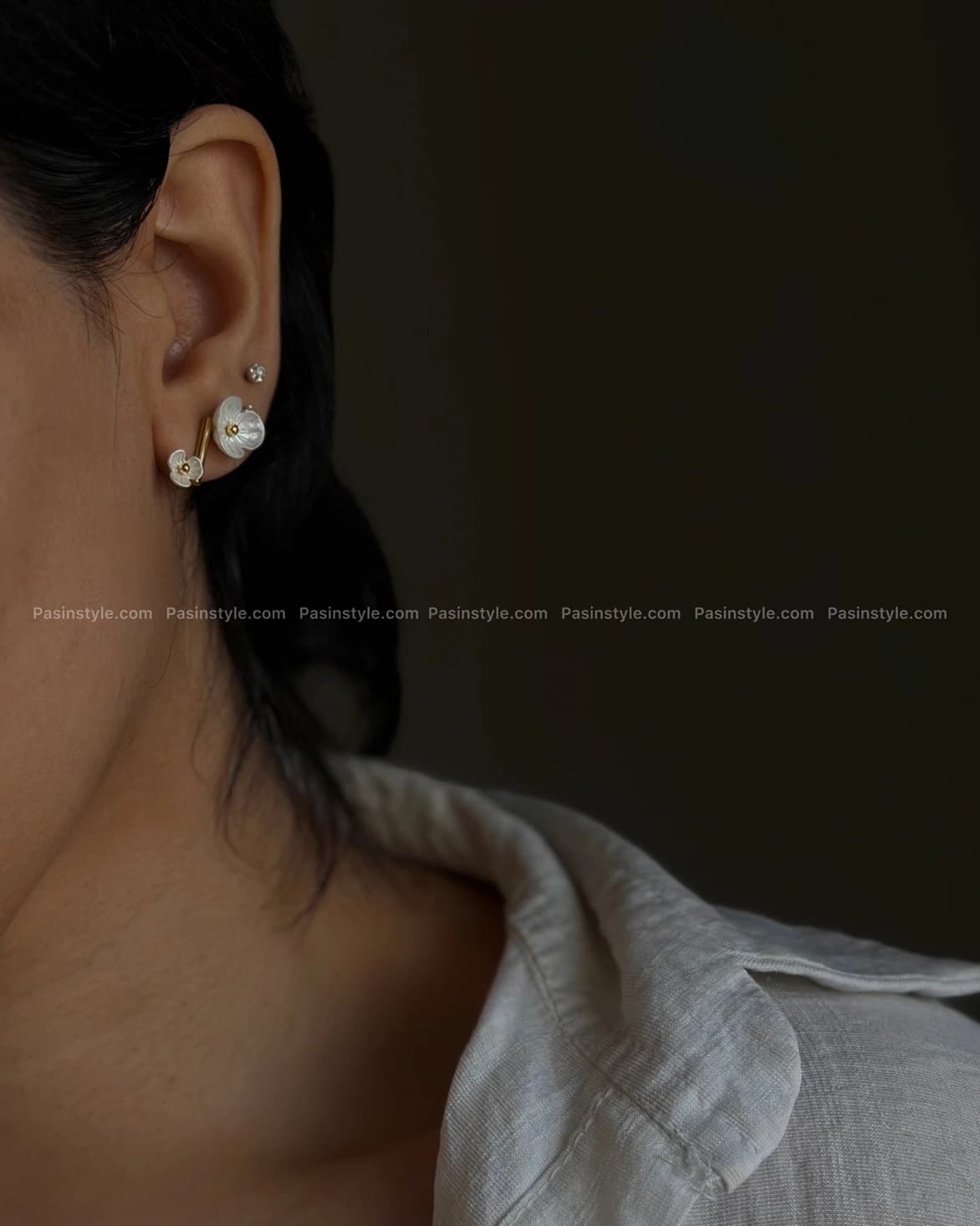 گوشواره گل صدفی کد۰۰۳۸۳ — تصویر ۲