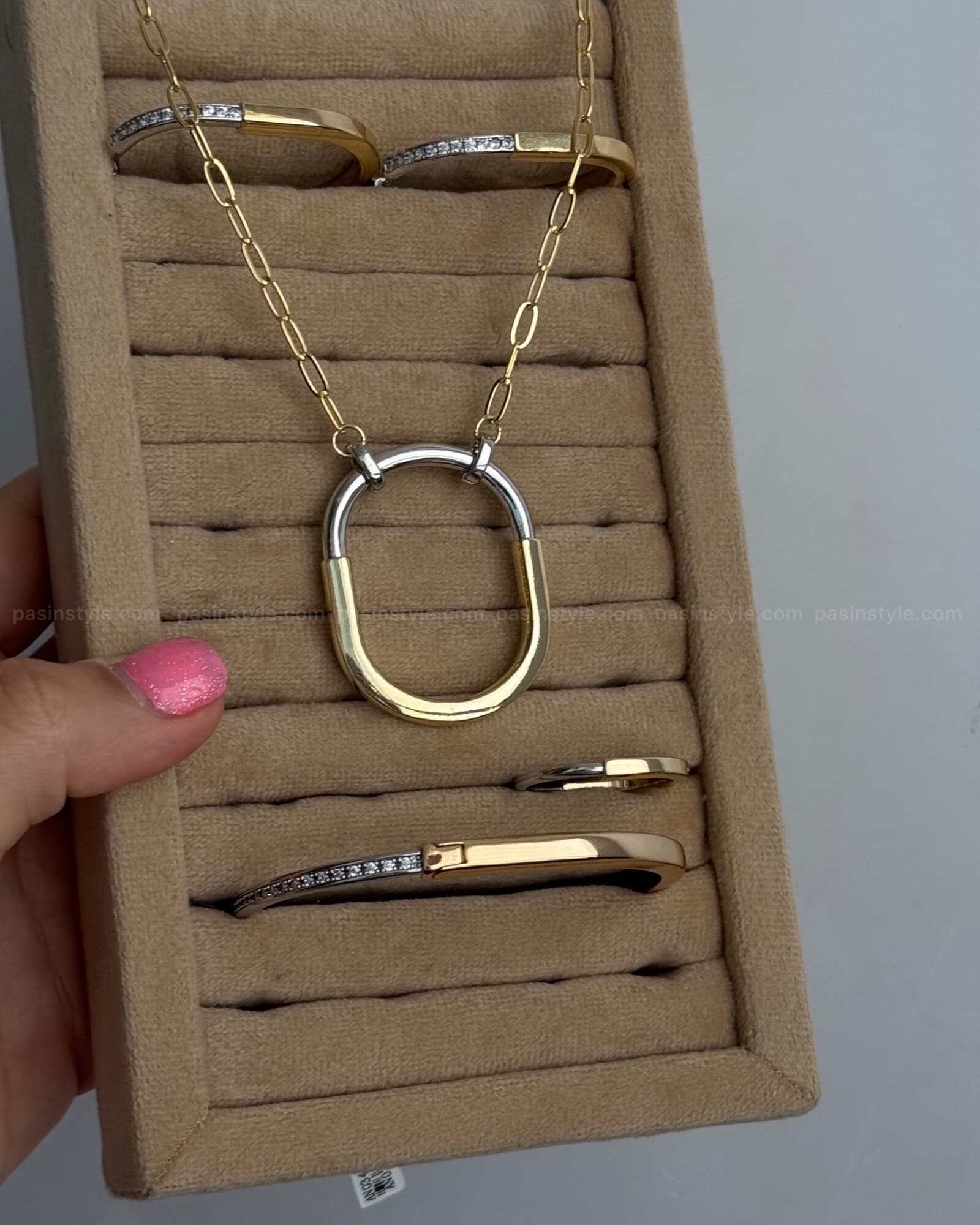 گردنبند لاک تیفانی طرح طلا کد۰۰۱۹۶ — تصویر ۵