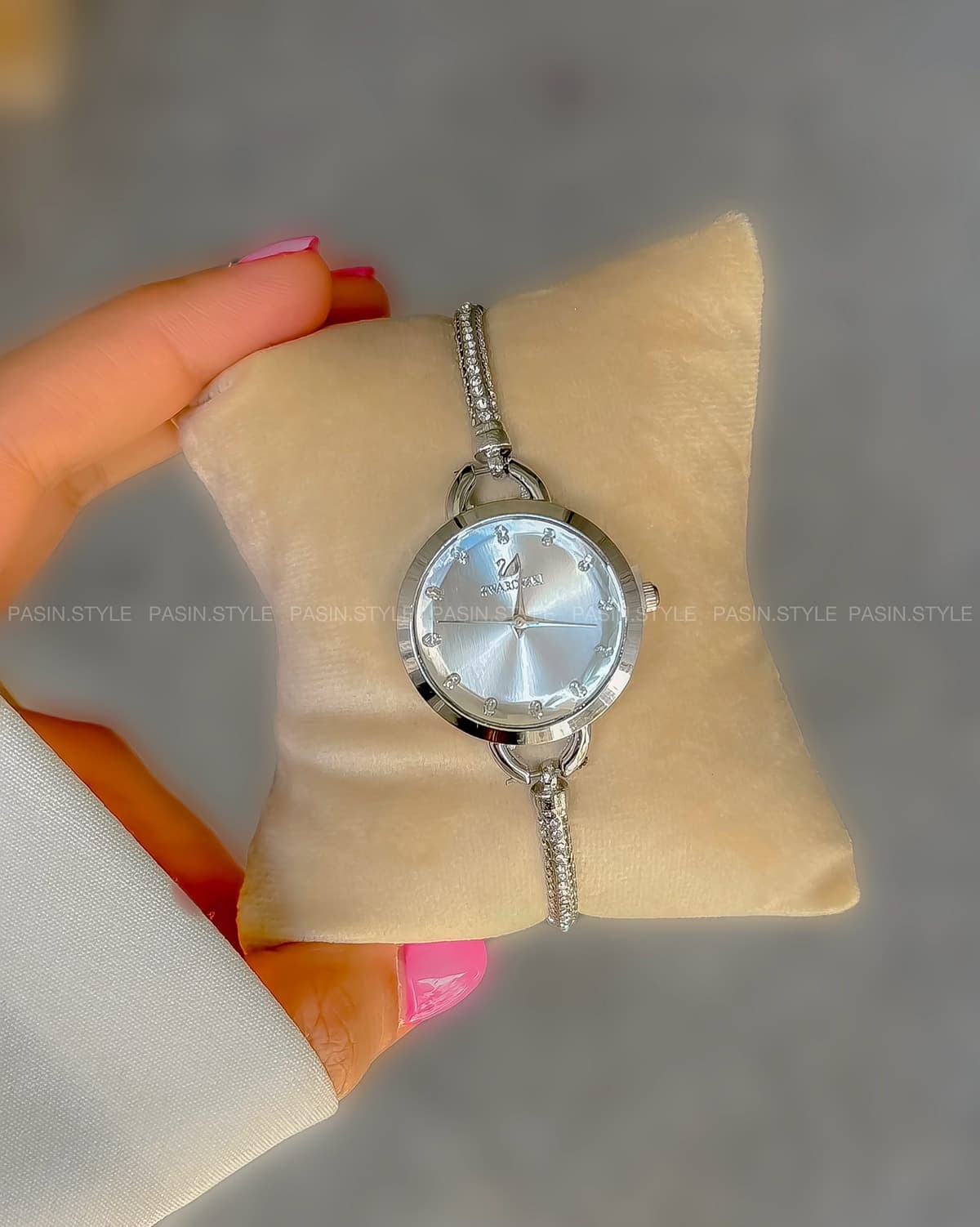 ساعت نگینی دخترانه کد ۰۰۰۸۸ — تصویر ۵