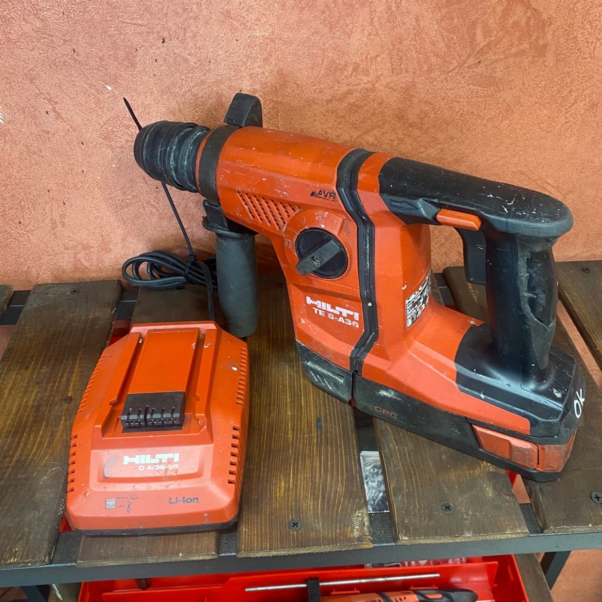 دریل بتن کن 4 کاره هیلتی مدل Hilti TE 6-A36 استوک — تصویر ۲