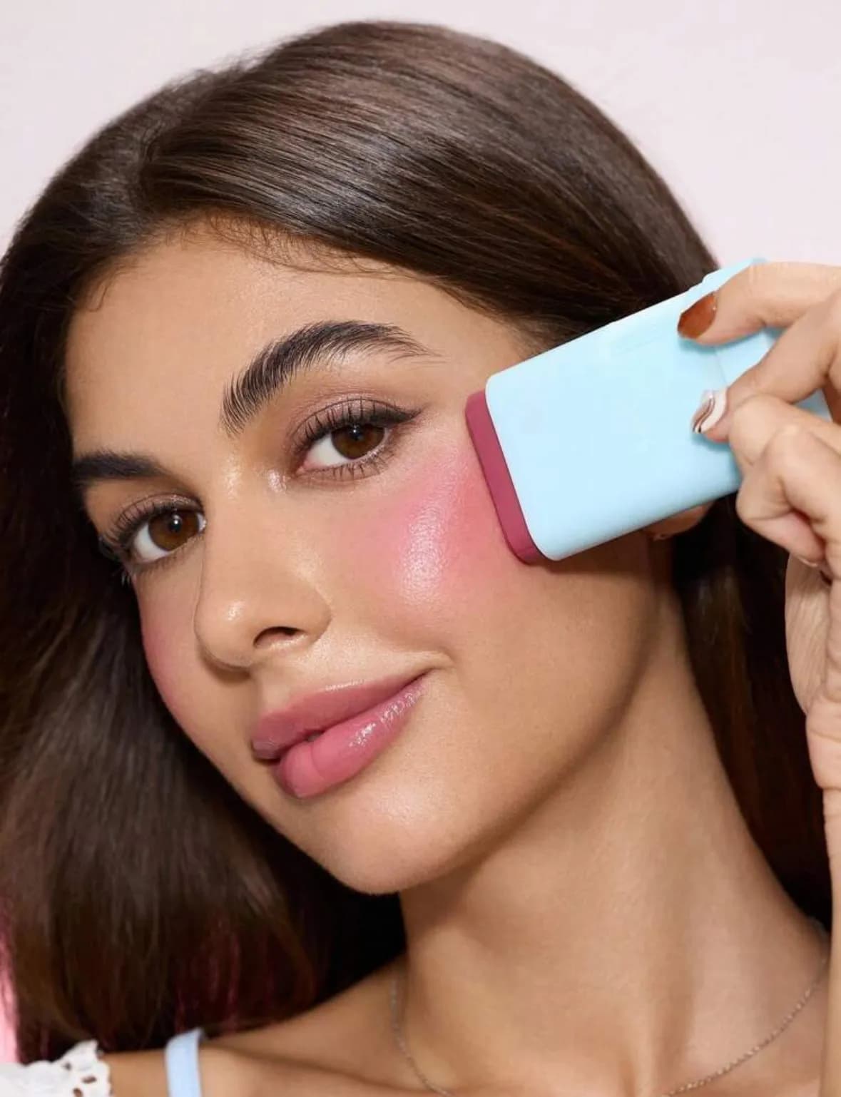 رژگونه استیکی شیگلم رنگ Brisk Babe — تصویر ۹