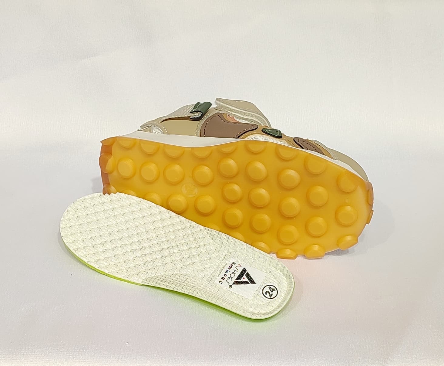 کتونی وارداتی کیفیت عالی برند Ashoes — تصویر ۵