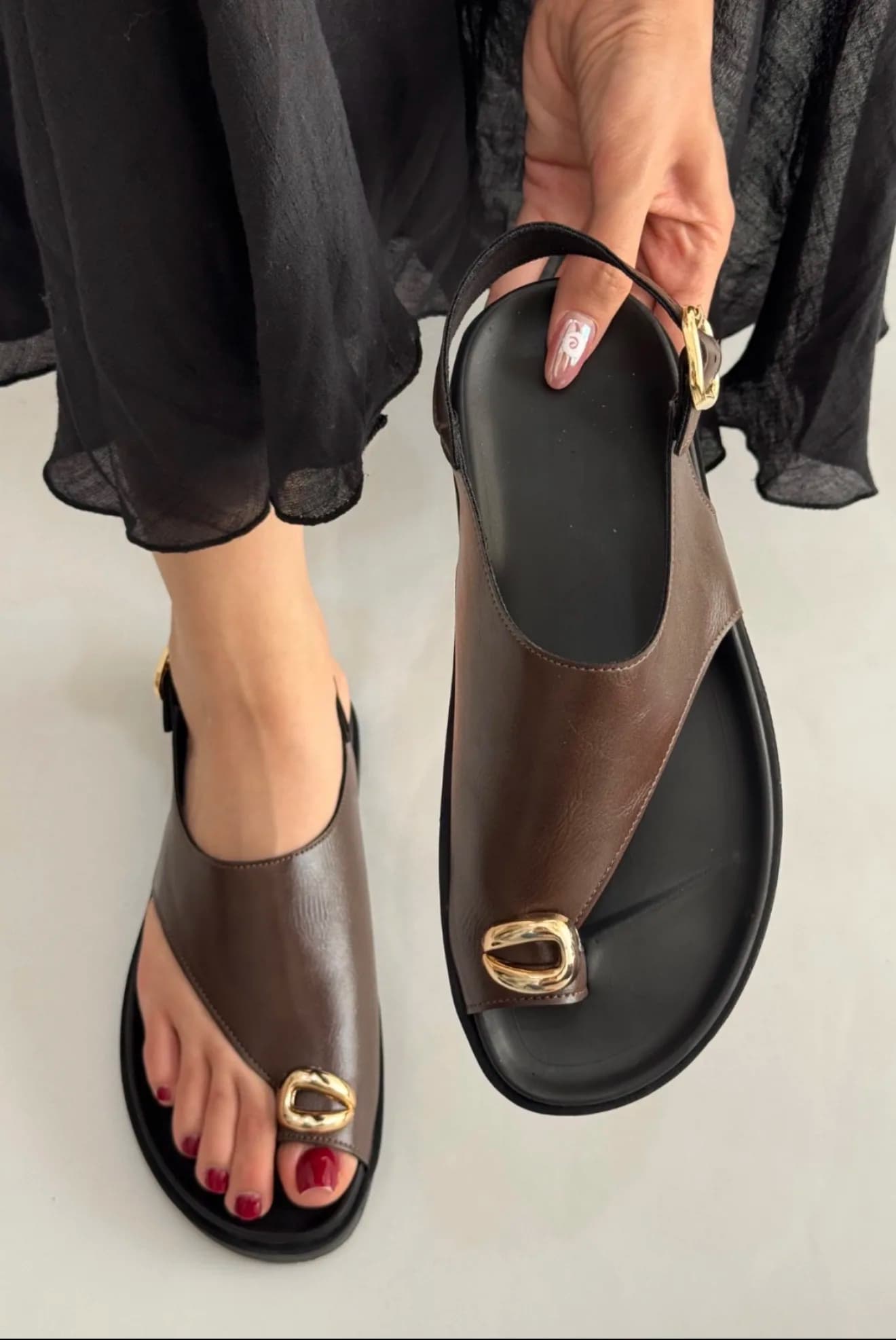 صندل انگشتی زارا (قهوه ای،مشکی) — تصویر ۴