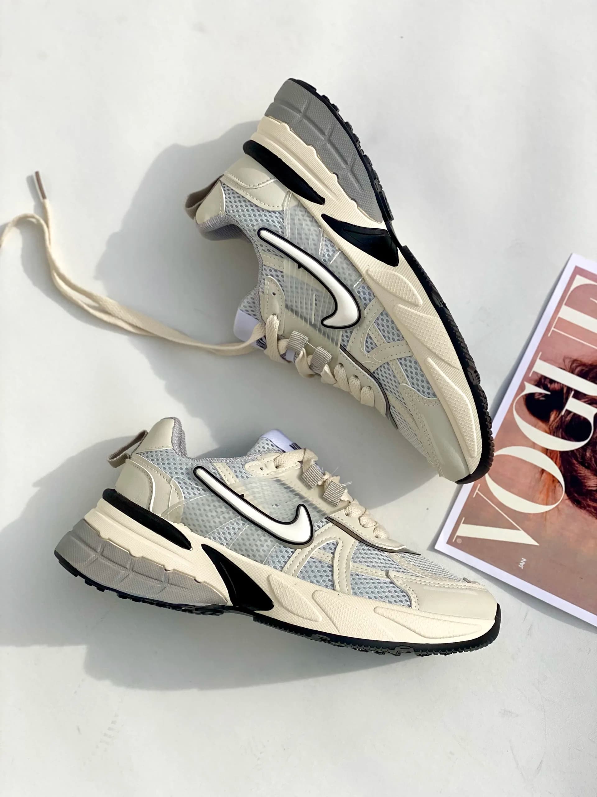 کتونی نایک v2k (وی تو کی) وارداتی زنانه طوسی — تصویر ۵