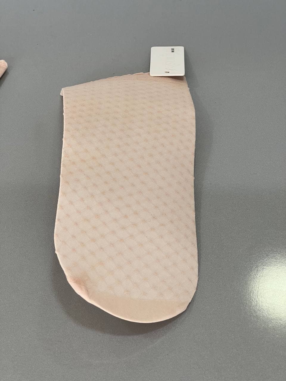 جوراب نازک زنانه توری طرح‌دار (رنگ پا / کرم)