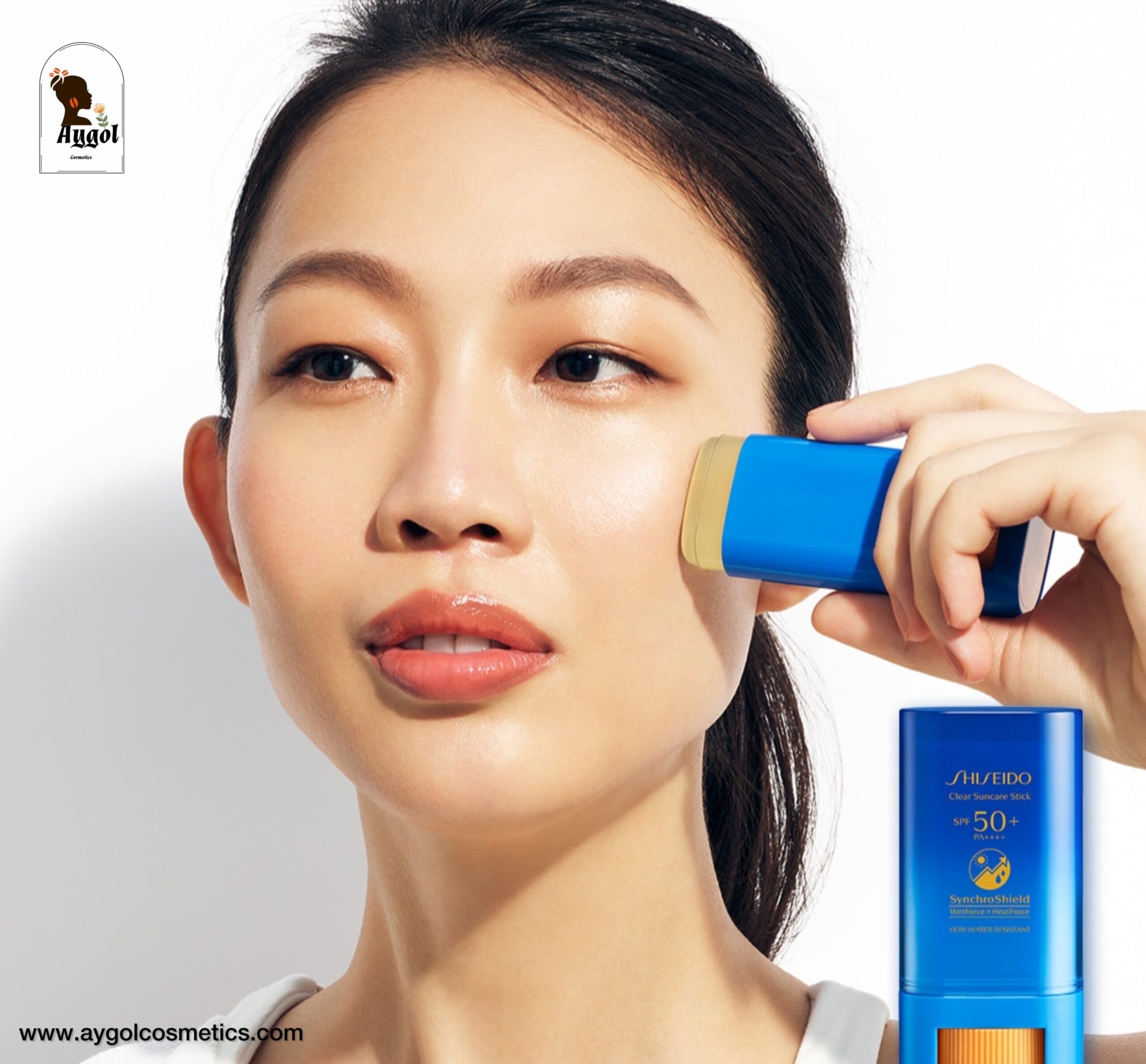 کرم ضد آفتاب بی رنگ استیکی شیسیدو Shiseido Clear Sunscreen Stick SPF 50 — تصویر ۶