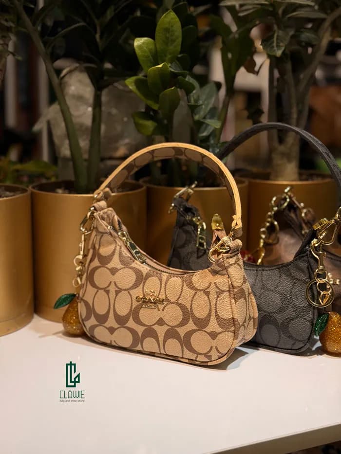 کیف زنانه.دخترانه : coach چرم — تصویر ۵