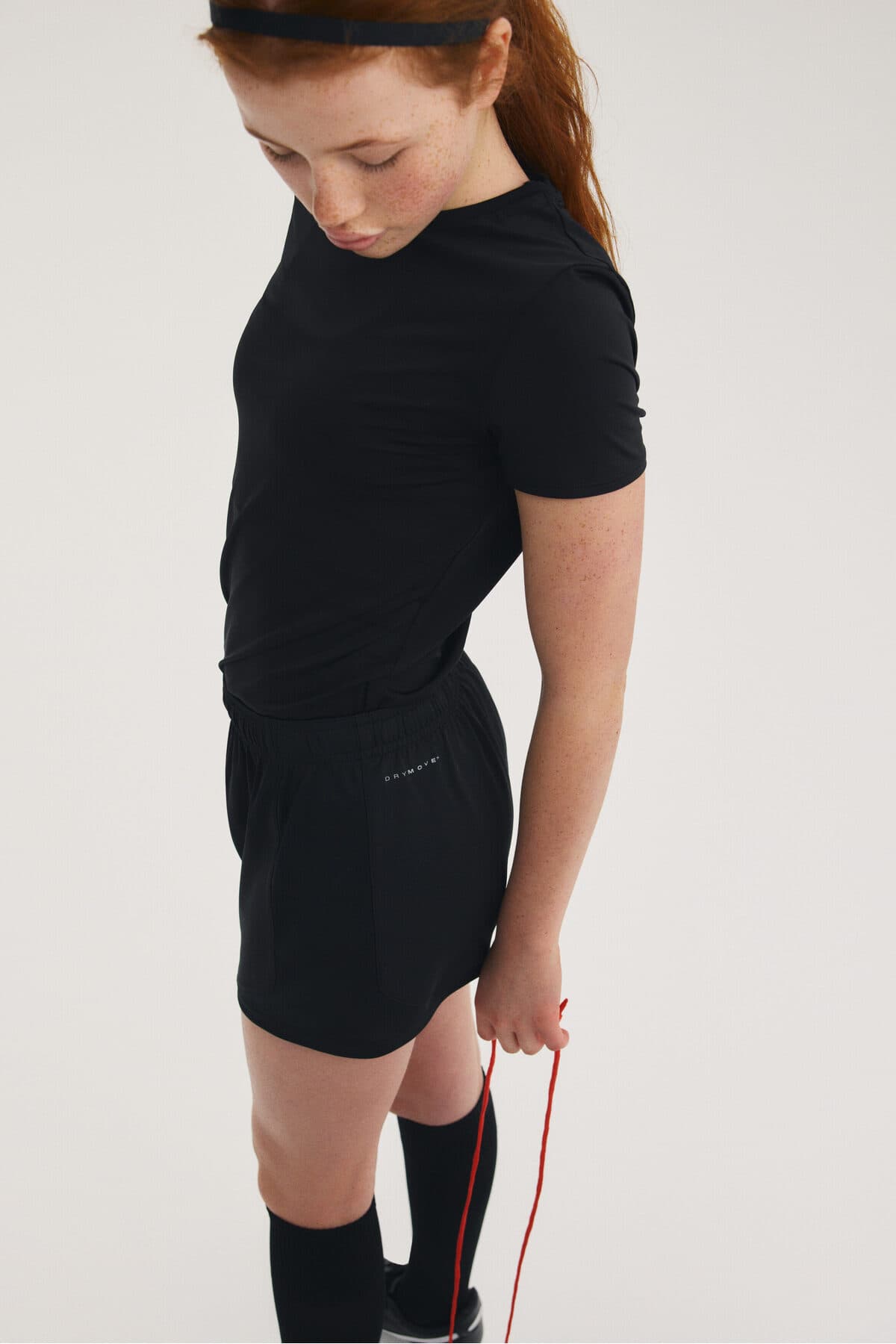 شلوارک برمودا اچ اند ام دخترانه پارچه مشکی راسته Slim/اسلیم فیت فاق نرمال Slim/اسلیم فیت اسپرت | H&M 1322404 ID — تصویر ۳