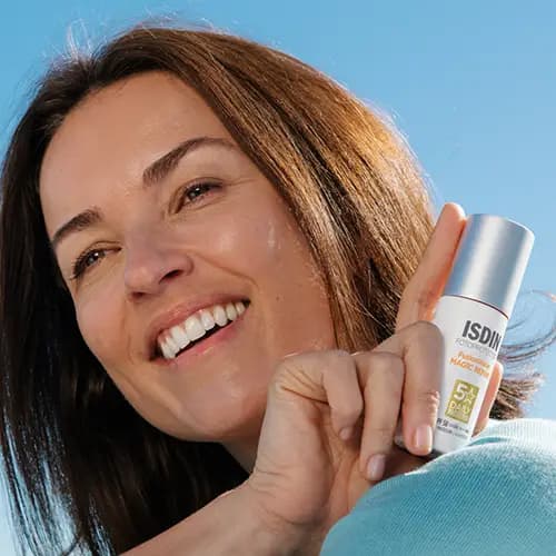 ضد آفتاب مجیک ریپیر فیوژن واتر ایزدین SPF50 (ترمیم کننده جادویی) — تصویر ۱۰