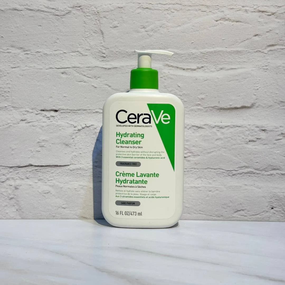 فوم شستشوی صورت سراوی مخصوص پوست نرمال تا خشک 473 میل Cerave Hydrating Cleanser For Normal To Dry Skin — تصویر ۳