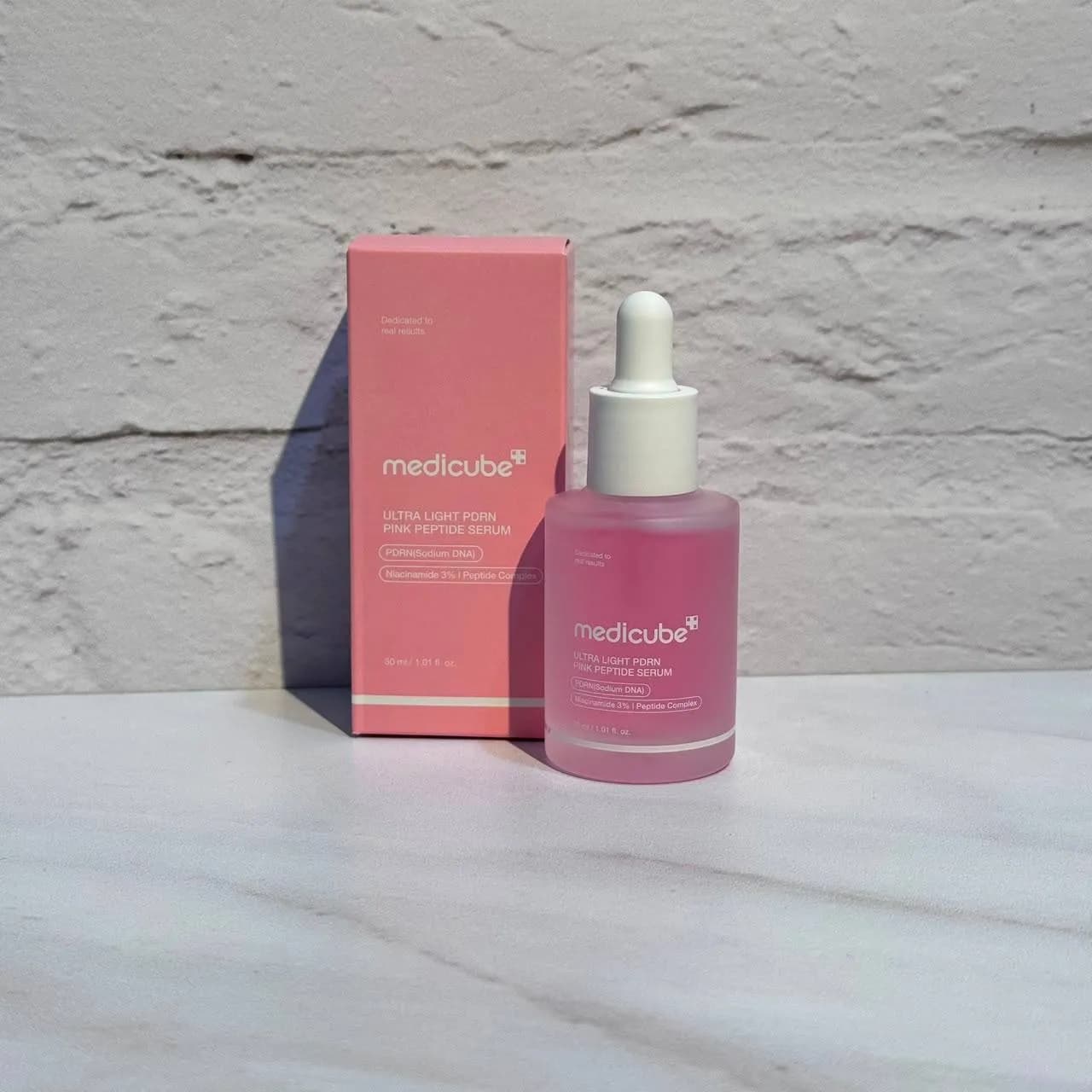 سرم فوق سبک PDRN و پپتاید صورتی مدی کیوب 30 میل Medicube Ultra Light PDRN Pink Peptide Serum — تصویر ۵