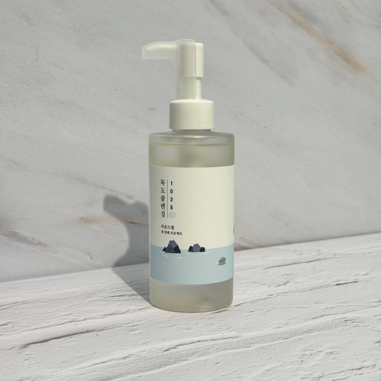 روغن پاک‌کننده ۱۰۲۵ دوکدو راندلب 200 میل ROUND LAB – 1025 Dokdo Cleansing Oil — تصویر ۵