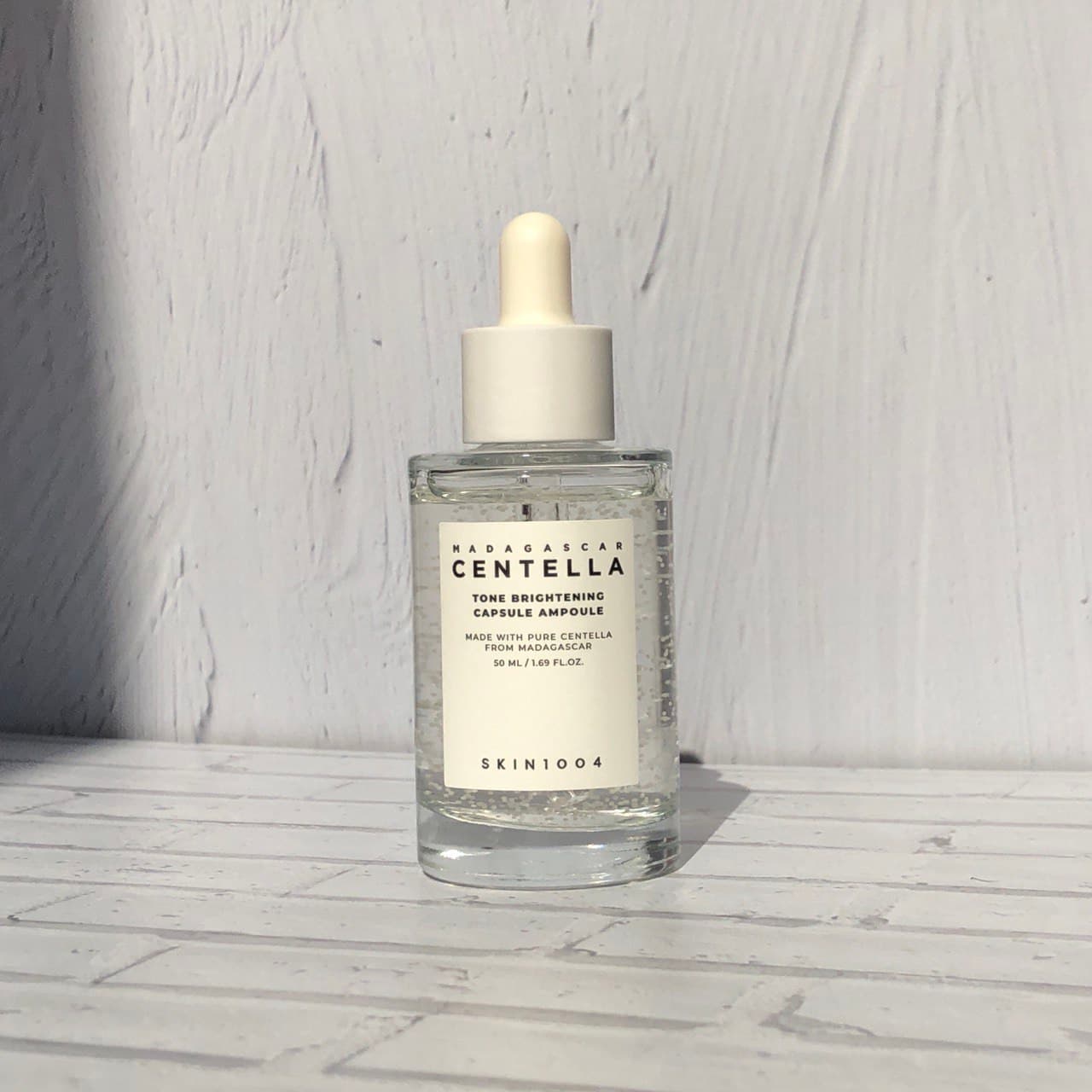 سرم روشنکننده و ضد لک سنتلا تون اسکین 1004 50 میل Skin1004 Madagascar Centella Tone Brightening Capsule Ampoule