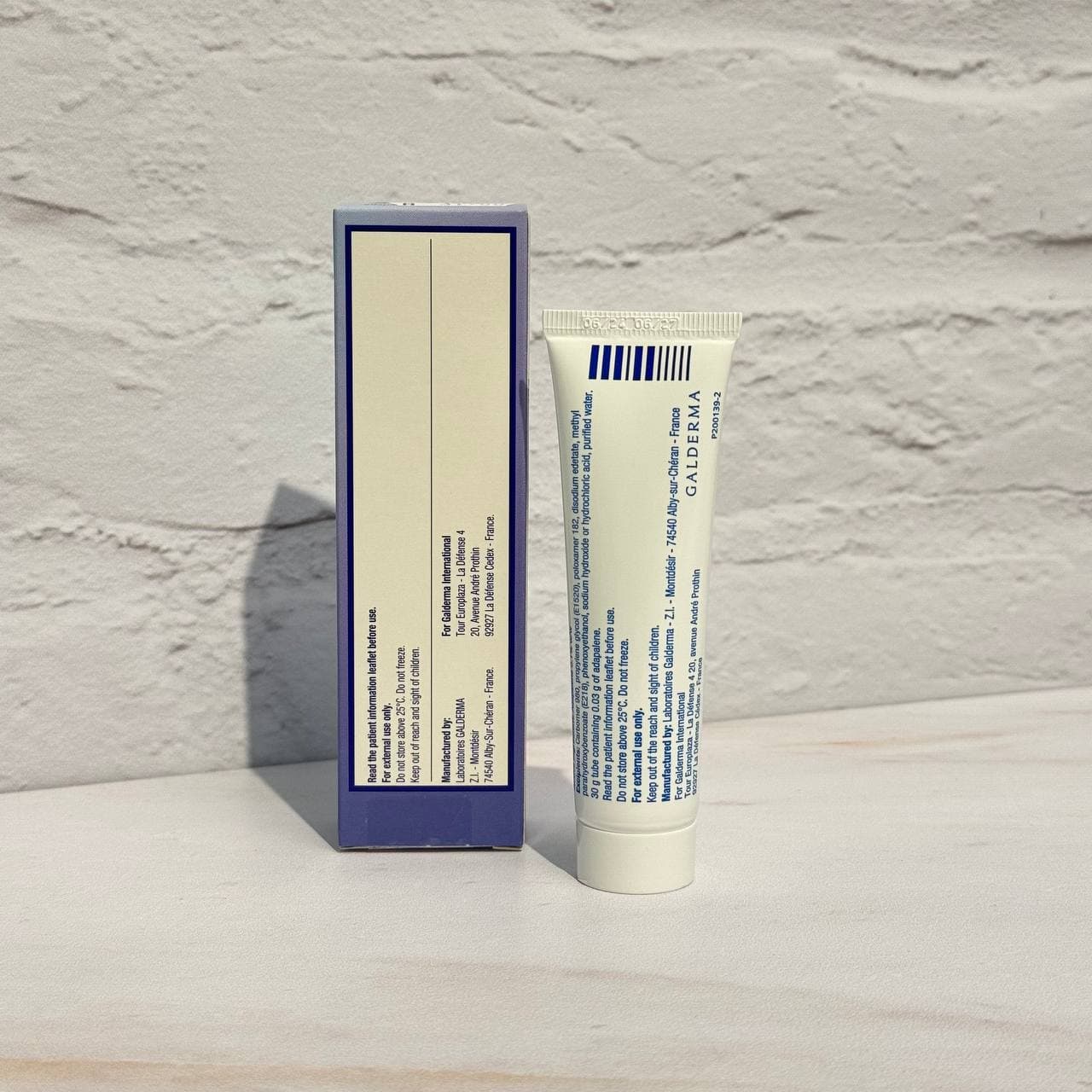 ژل ضد جوش و لایه بردار دیفرین 30 گرم Differin Adapalene Gel 0.1% Retinoid Acne Treatment — تصویر ۸