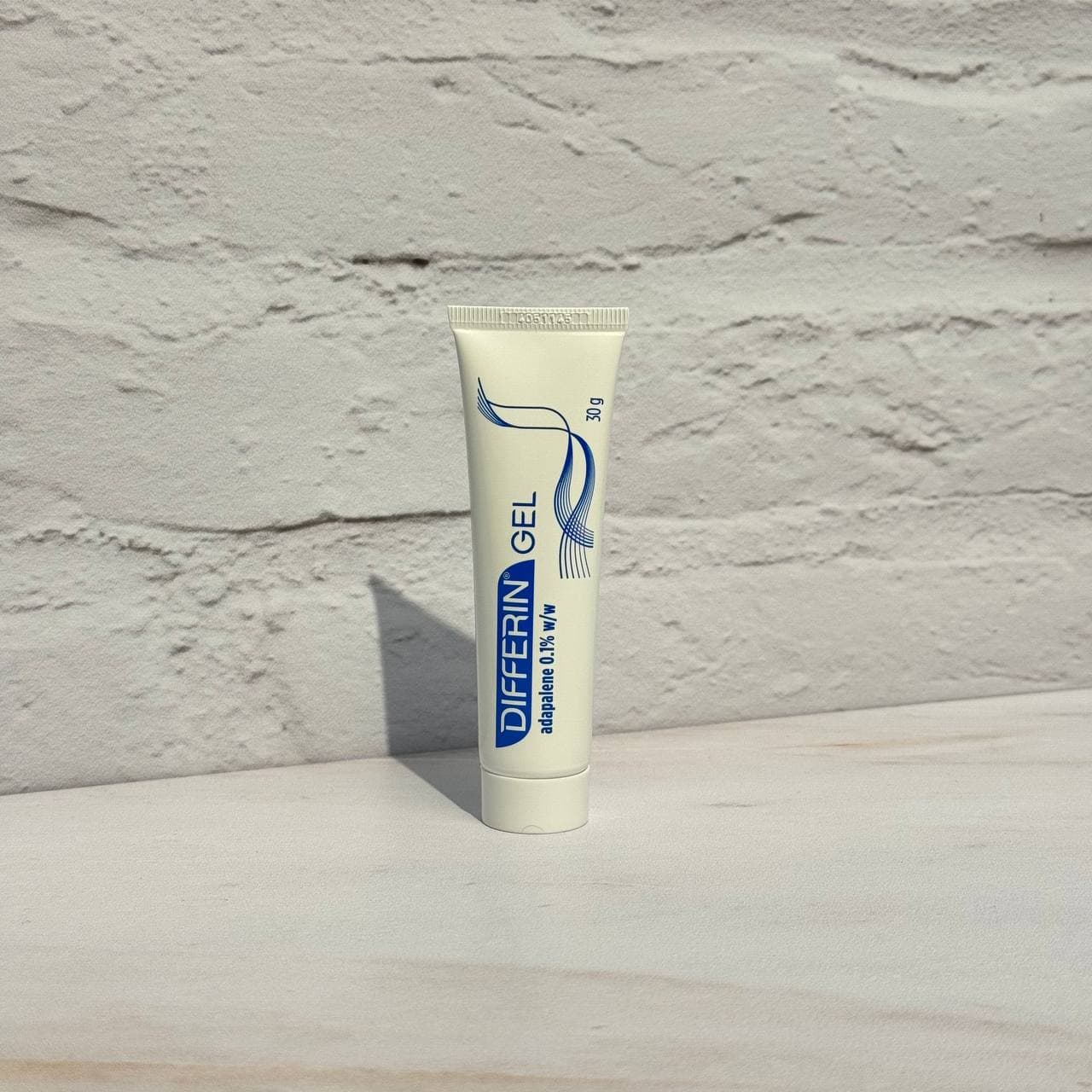 ژل ضد جوش و لایه بردار دیفرین 30 گرم Differin Adapalene Gel 0.1% Retinoid Acne Treatment — تصویر ۳
