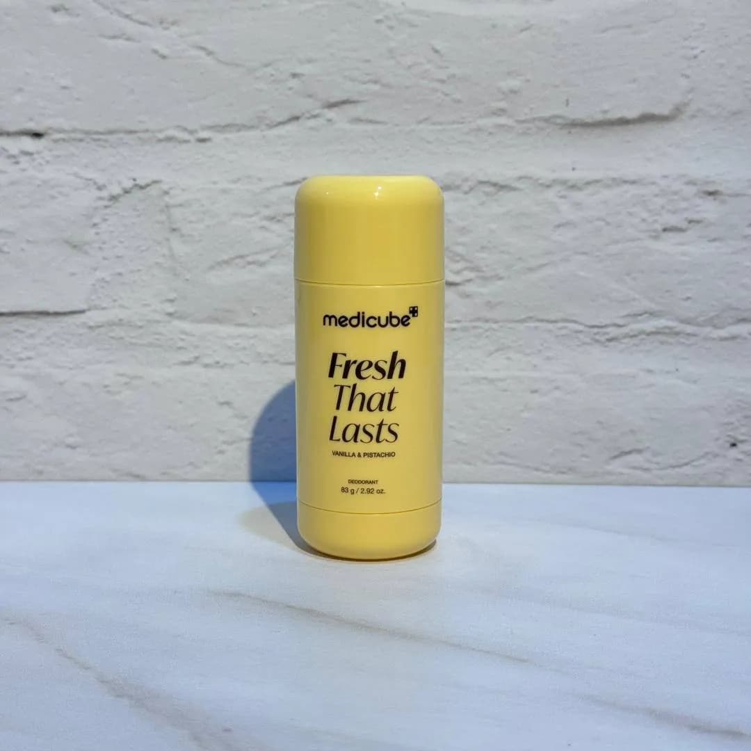 دئودورانت استیکی روشن کننده با رایحه وانیل و پسته مدی کیوب 83 گرم Medicube Fresh That Lasts Vanilla and Pistachio Deodorant — تصویر ۸