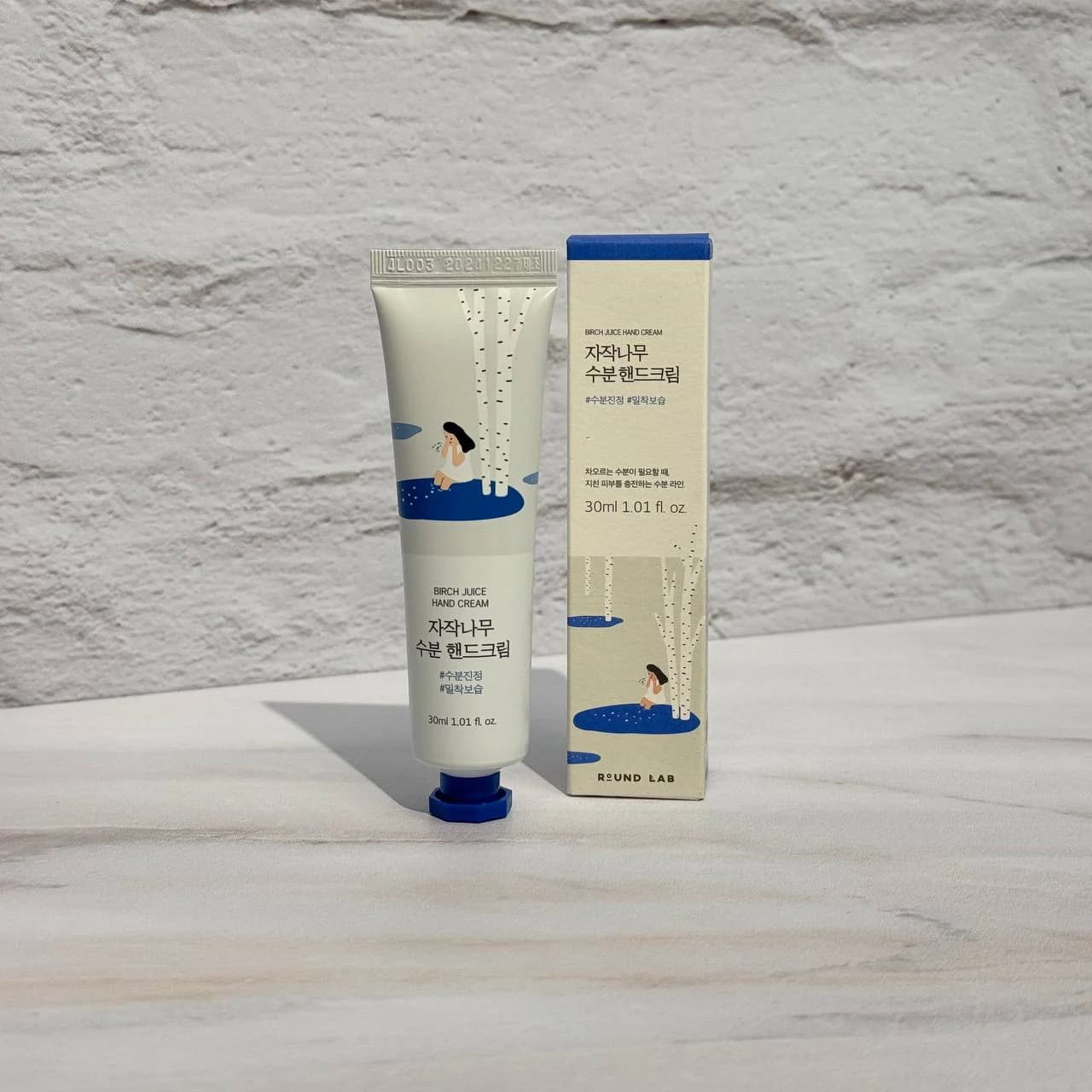 کرم دست مرطوب کننده عصاره درخت توس راندلب 30 میل ROUND LAB – Birch Juice Hand Cream