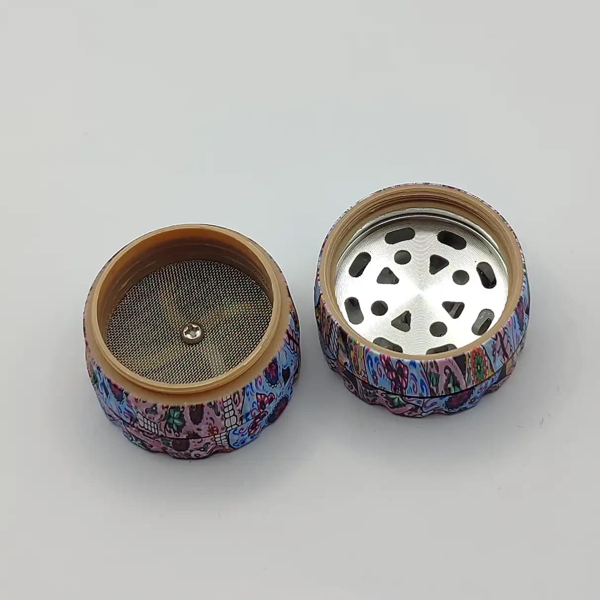 شیکر ۴ تیکه طرح کالاکاس3(سایز متوسط) — تصویر ۴
