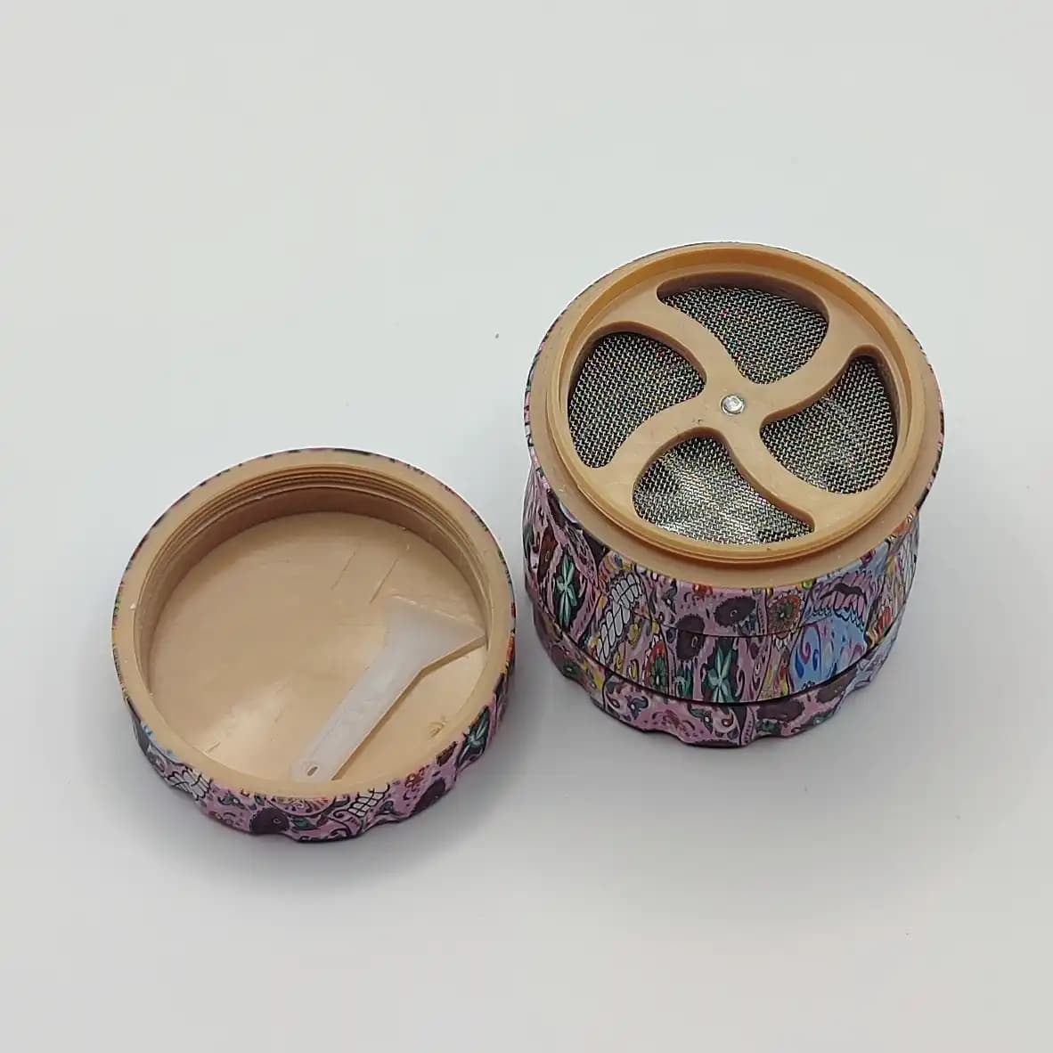 شیکر ۴ تیکه طرح کالاکاس(سایز متوسط) — تصویر ۴