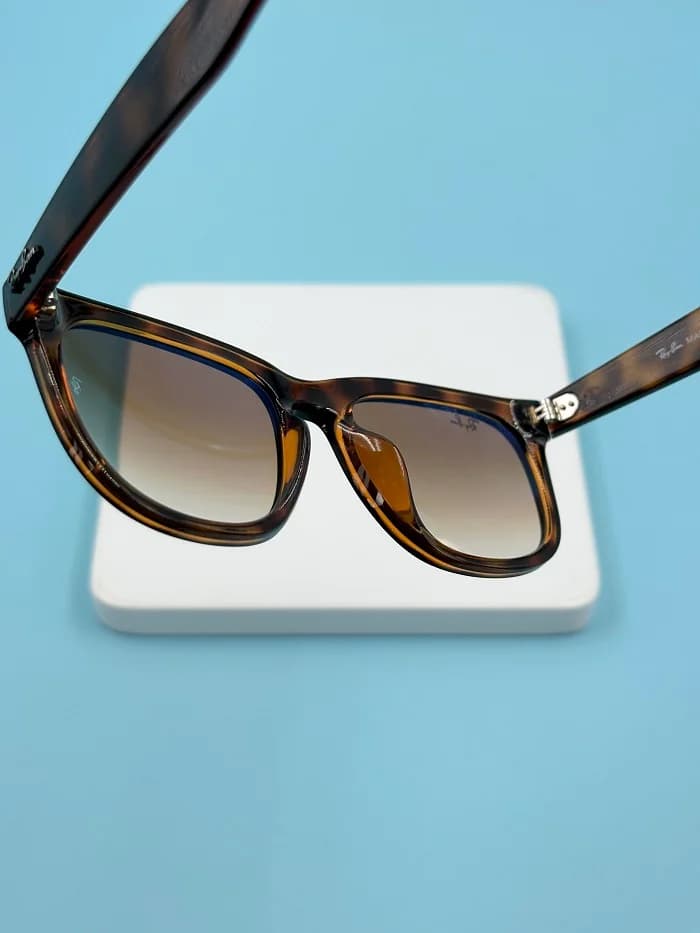 عینک آفتابی ریبن کد 4260D — تصویر ۱۲