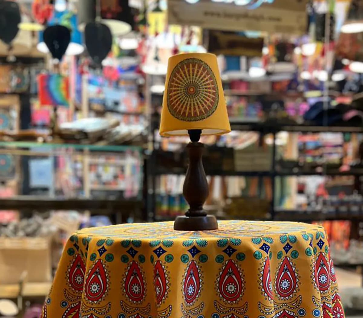 آباژور رومیزی طرح ماندالا کد 55 — تصویر ۵