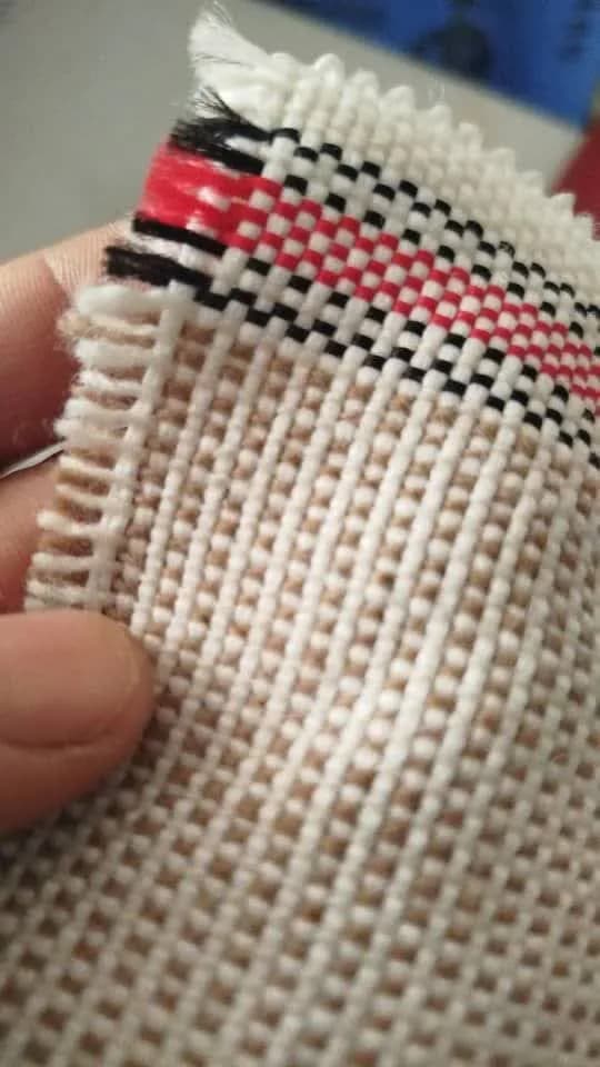 محافظ ریشه فرش رنگ کرم — تصویر ۷