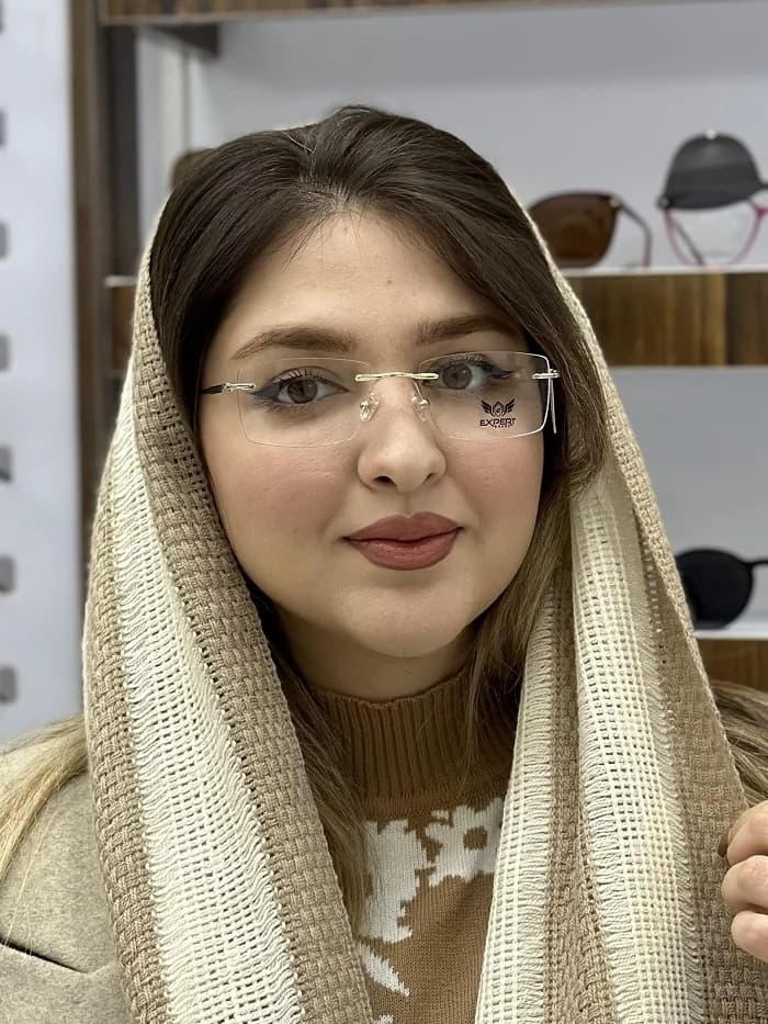 عینک طبی اکسپرت کد AV 8843 — تصویر ۲