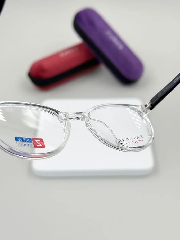 عینک طبی بچگانه زبرا کد TR 106 — تصویر ۵