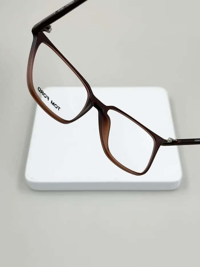 عینک طبی مردانه تام فورد کد FT 5411 — تصویر ۵