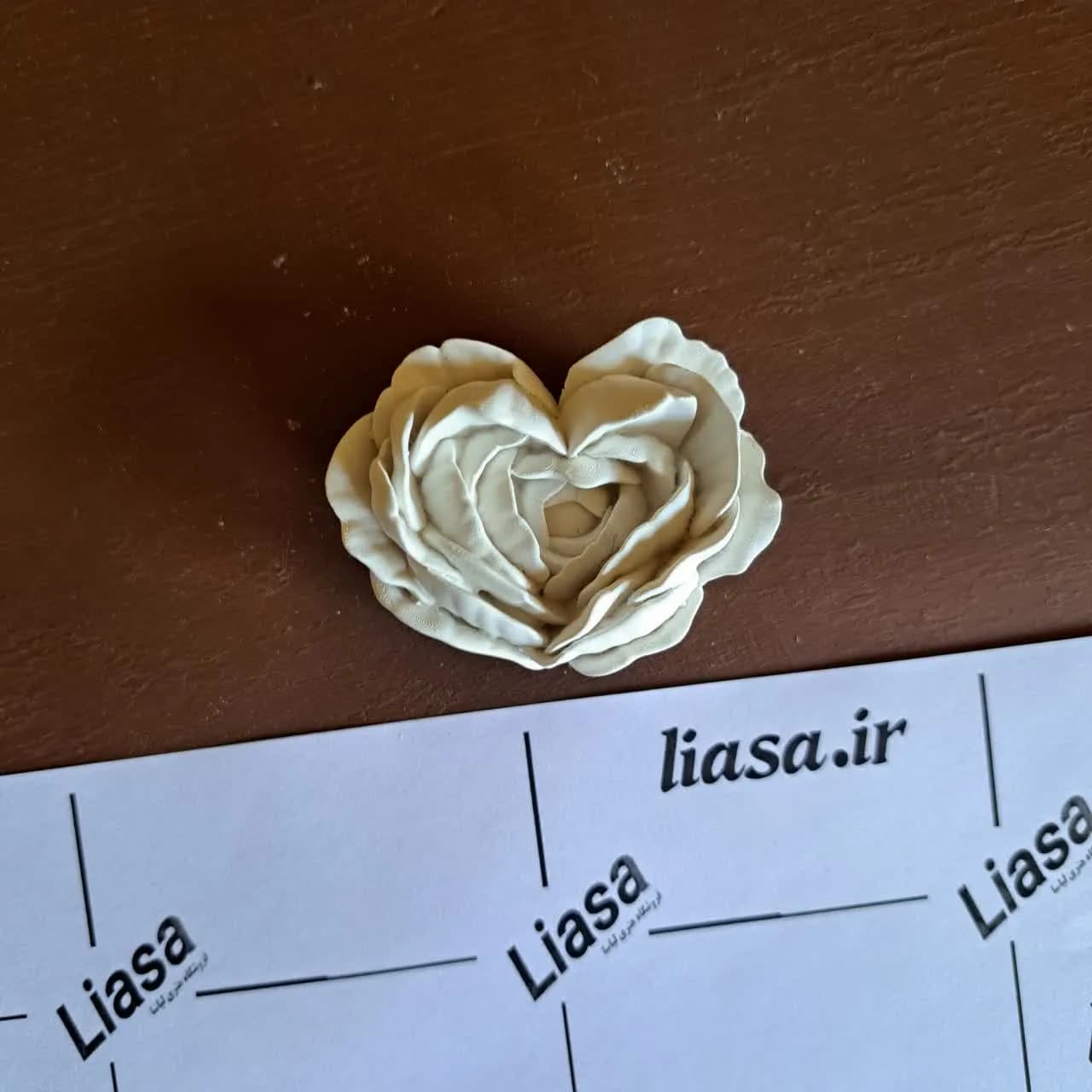قالب سیلیکونی طرح گل قلبی