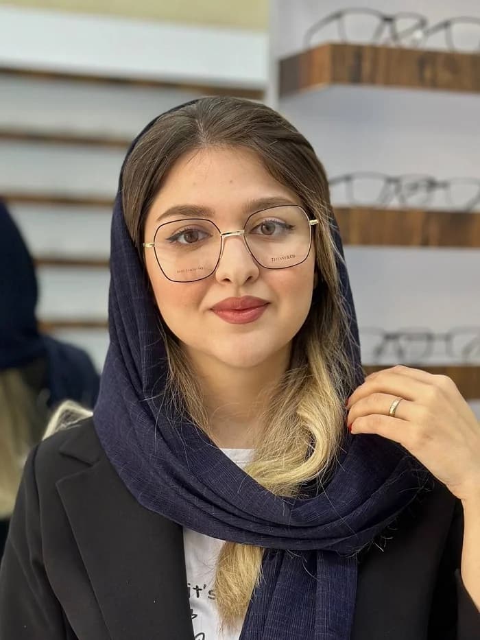 عینک طبی زنانه تیفانی کد 8585 — تصویر ۲