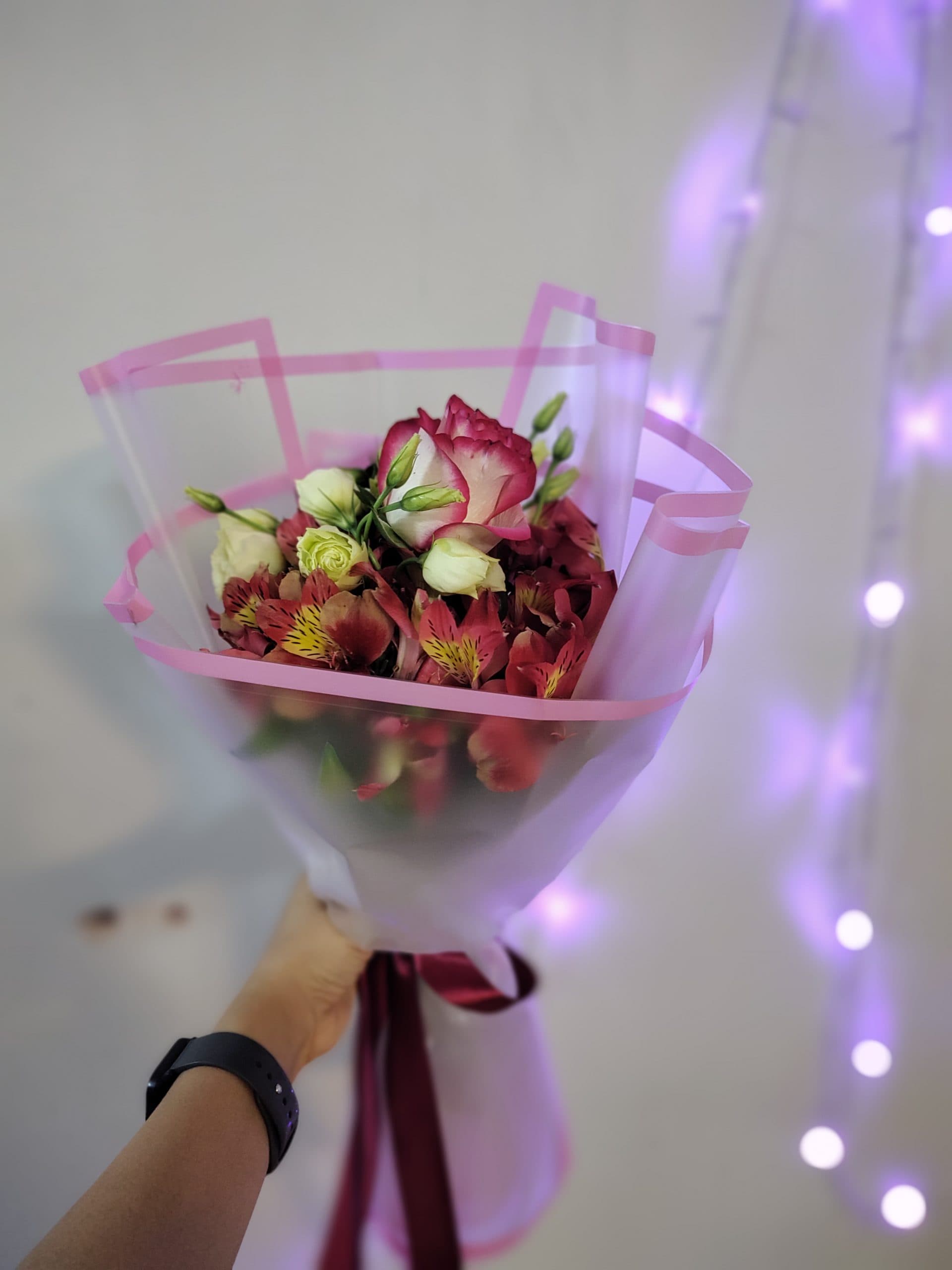 دسته گل قیمت مناسب در اصفهان — تصویر ۲