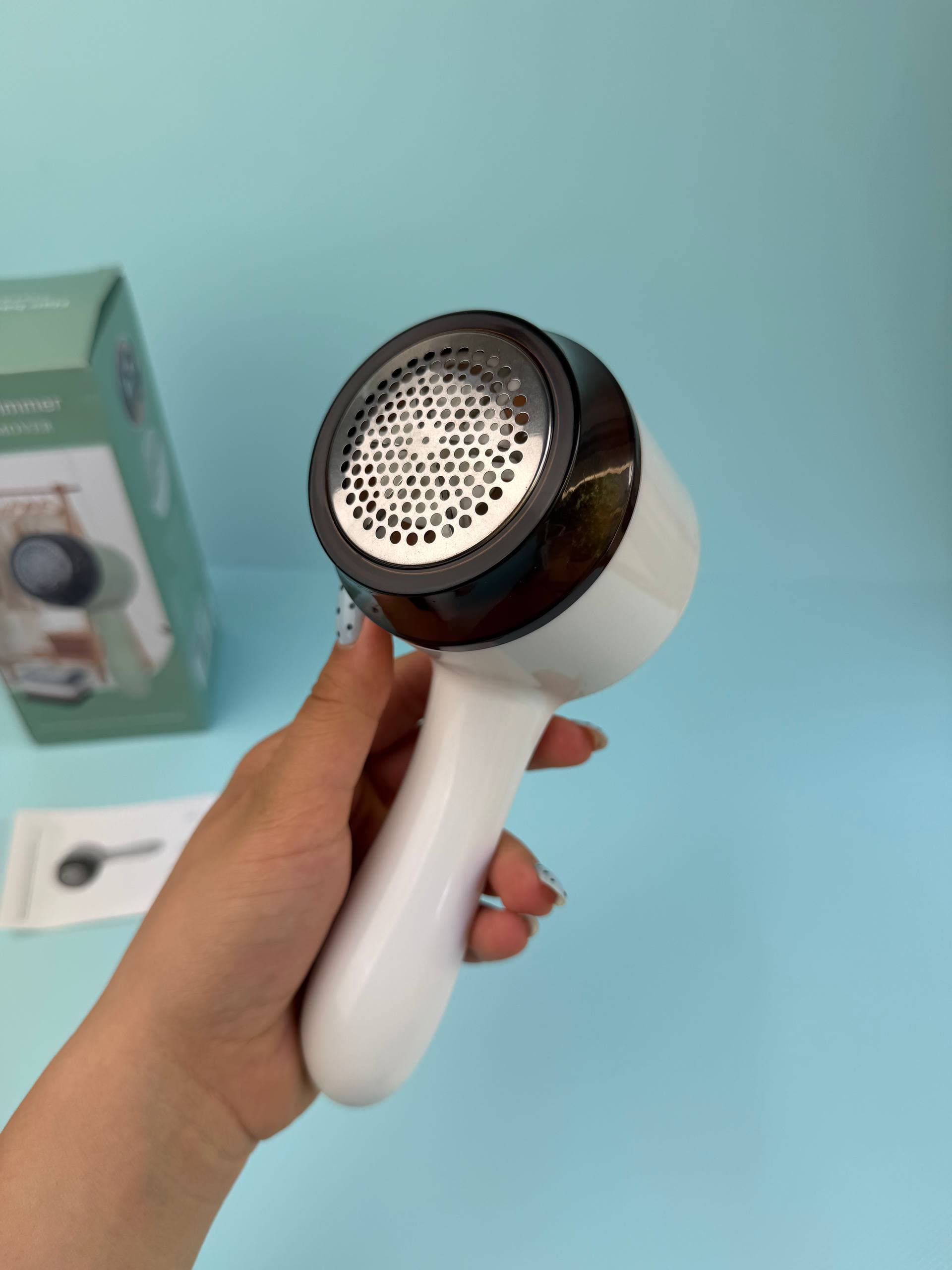 پرزگیر لباس شارژی اورجینال مدل MQ926 حذف پرز و کرک لباس — تصویر ۵