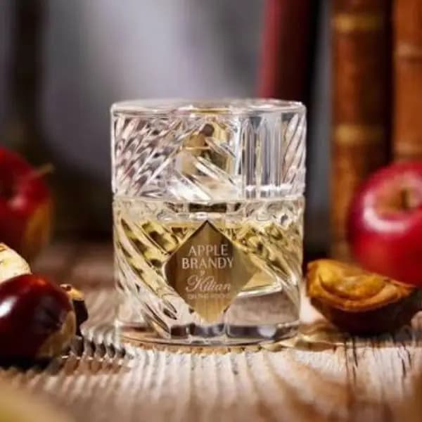 عطر یونیسکس بای کیلیان اپل برندی ادو پرفیوم By Kilian Apple Brandy Eau de Parfum — تصویر ۴