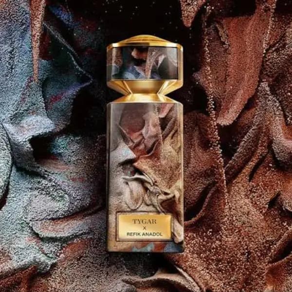 عطر یونیسکس بولگاری لو جم تایگار × رفیک آنادول ادو پرفیوم Bvlgari Le Gemme TYGAR x Refik Anadol Eau de Parfum — تصویر ۷