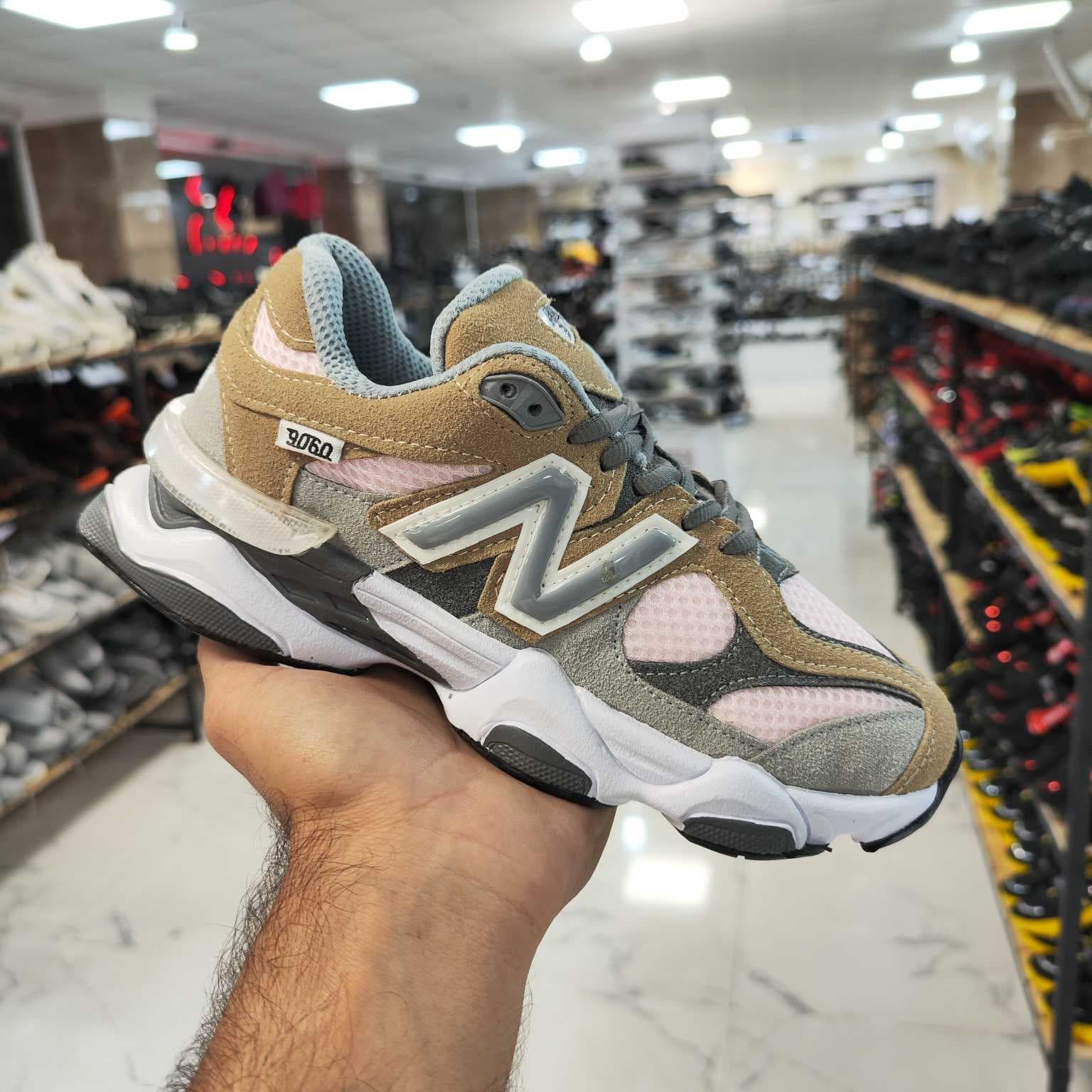 کفش اسپرت دختر و پسر نیوبالانس ۹۰۶۹در کرج