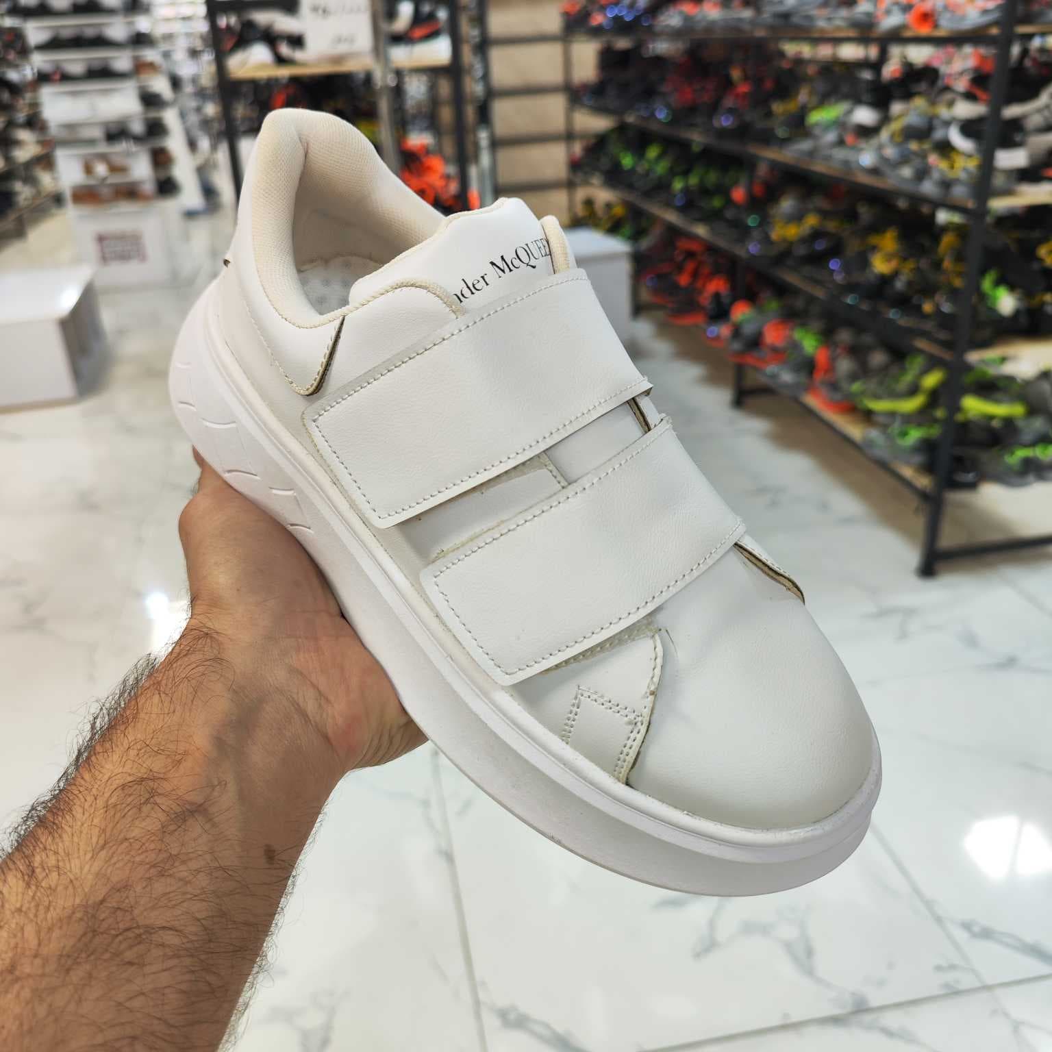 کفش کتونی چسبی دخترانه درکرج — تصویر ۲