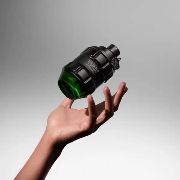 عطر مردانه ویکتور اند رولف اسپایس بمب نایت ویژن ادو پرفیوم Viktor & Rolf Spicebomb Night Vision Eau de Parfum — تصویر ۴
