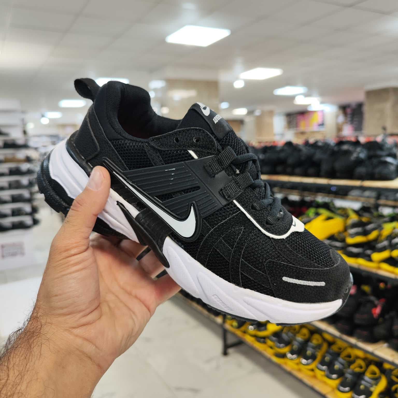 کفش اسپرت نایک v2k در کرج