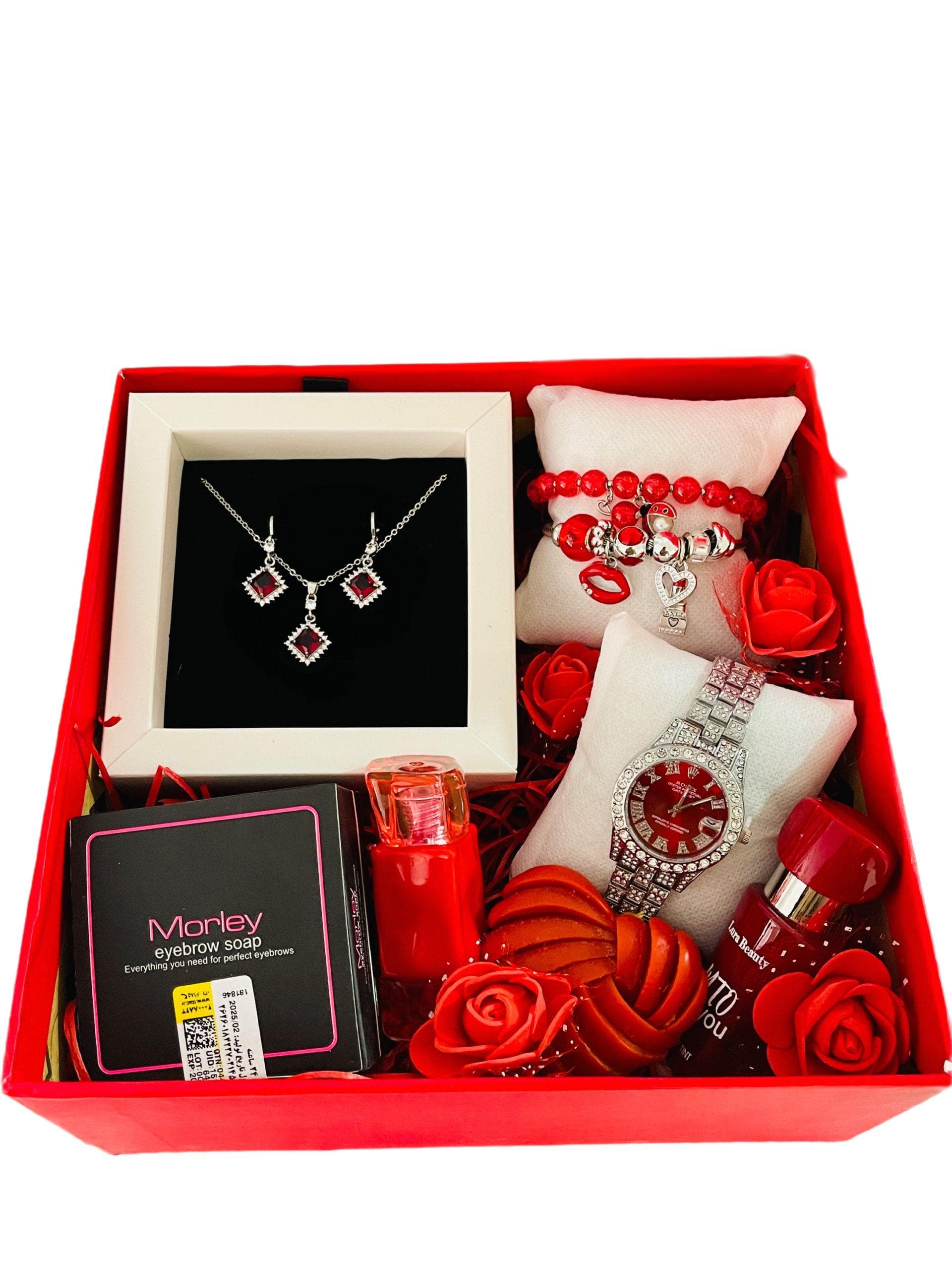 گیفت باکس زنانه لوکس مدل Ruby Love | هدیه خاص دخترانه برای تولد و ولنتاین کد 106 — تصویر ۷