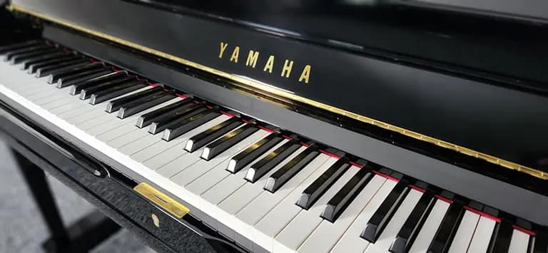 پیانو آکوستیک Yamaha U1 — تصویر ۷