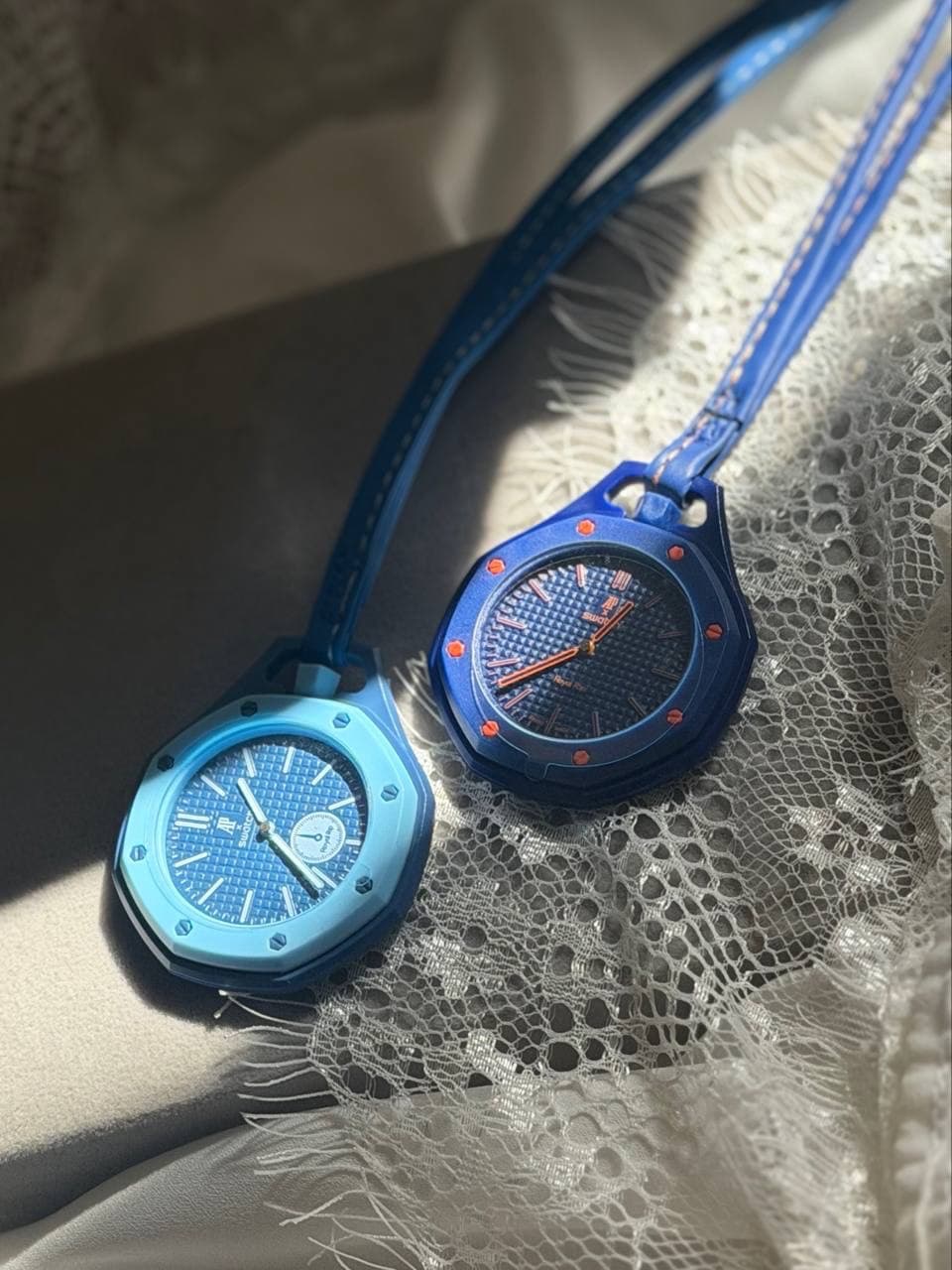 چارم بگ ساعت آویز کیف W148 — تصویر ۲