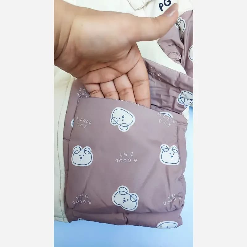 کاپشن بچگانه وارداتی تدی پشم شیشه مخملی رنگ قهوه ای و کرم — تصویر ۶