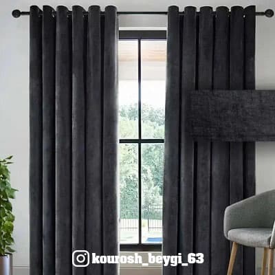 پرده آماده مخمل شانل مشکی — تصویر ۲