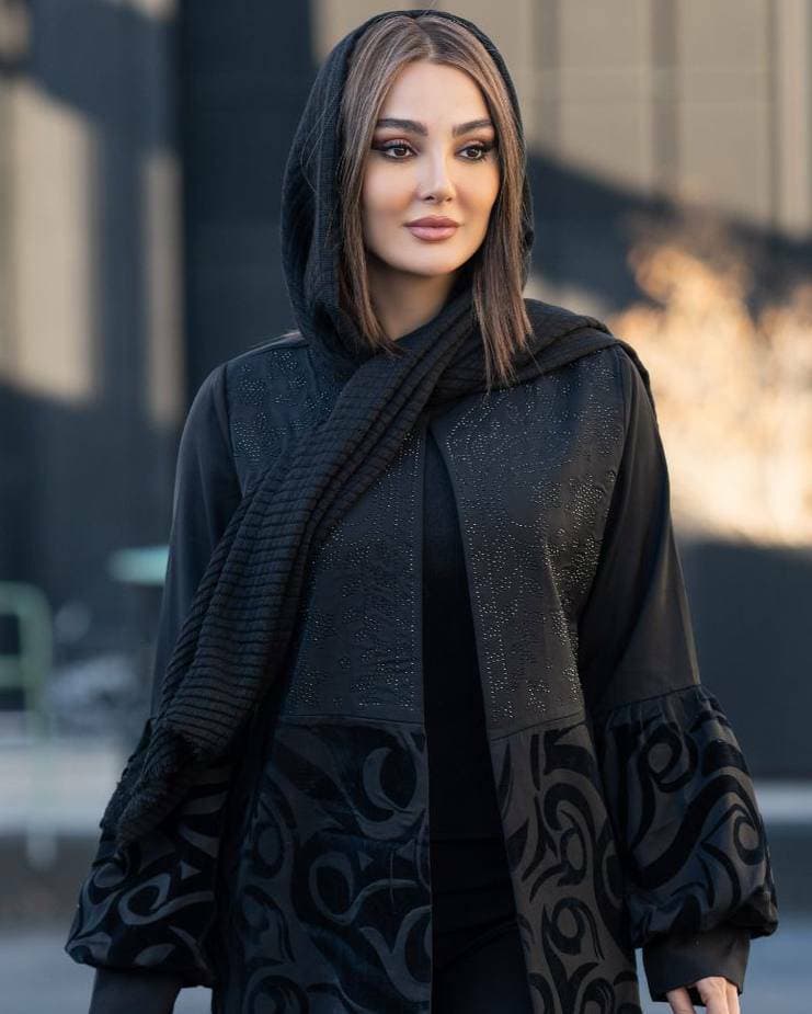 مانتو مشکی مجلسی مزون‌دوز زنانه — تصویر ۲
