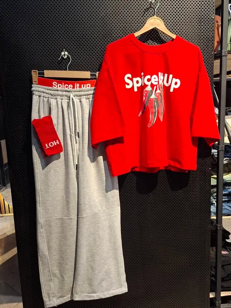 ست سه تکه تیشرت شلوار جوراب Spice it up — تصویر ۸