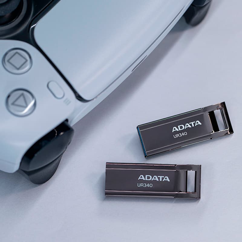 فلش 32 گیگ ای دیتا ADATA Royal UR340 USB3.2 — تصویر ۴