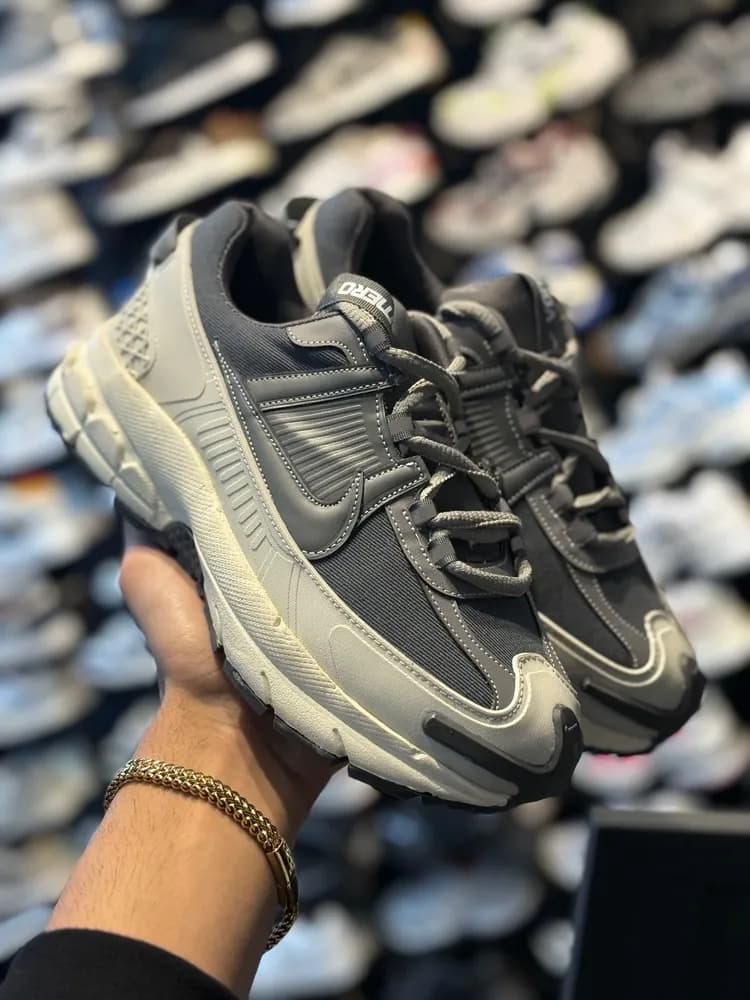 کتونی مردانه Nike Vomero — تصویر ۵