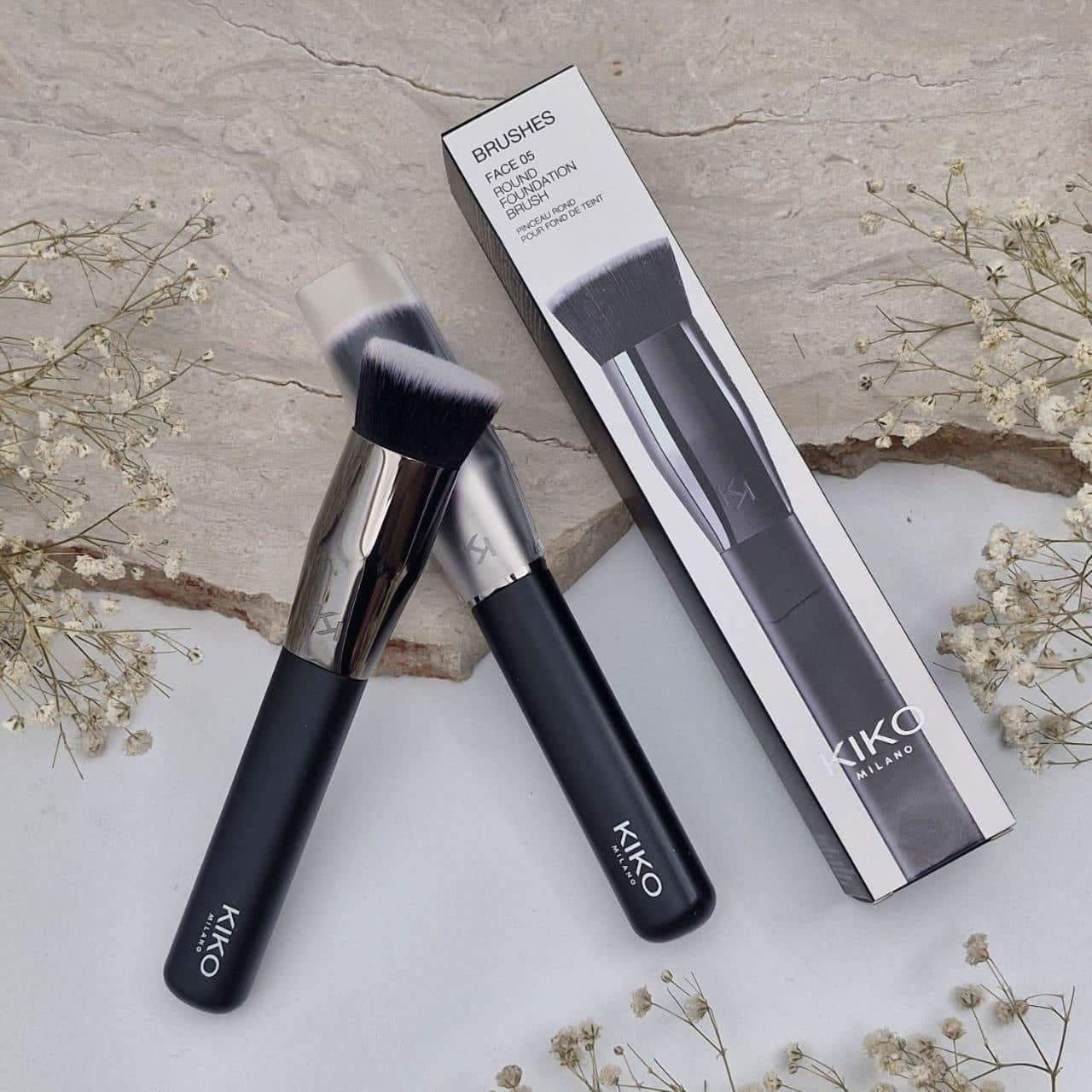 براش کرم پودر سر صاف کیکو میلانو face 05 round foundation brush — تصویر ۶